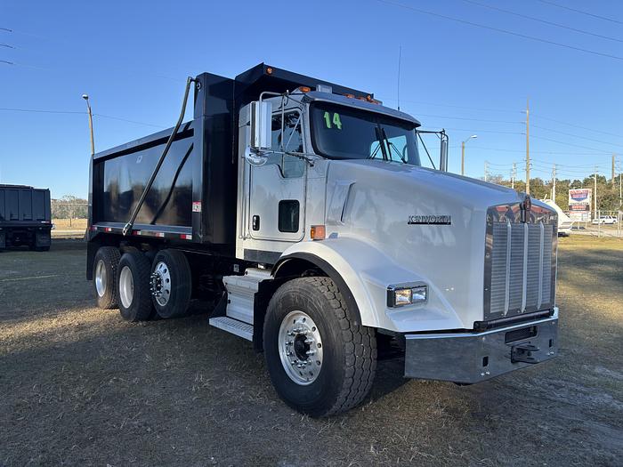 Used 2014 Kenworth T800 Tri-Axle Dump Truck #5621