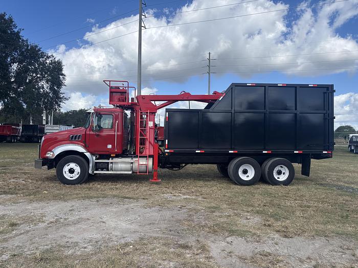 Used 2009 Mack GU813 Tandem-Axle Grapple Truck #5670