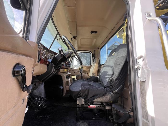 Used 2007 Freightliner M2 106 Grapple Truck #5649