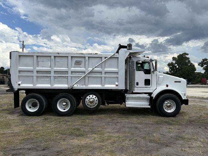 Used 2017 Kenworth T880 Quint-Axle Dump Axle