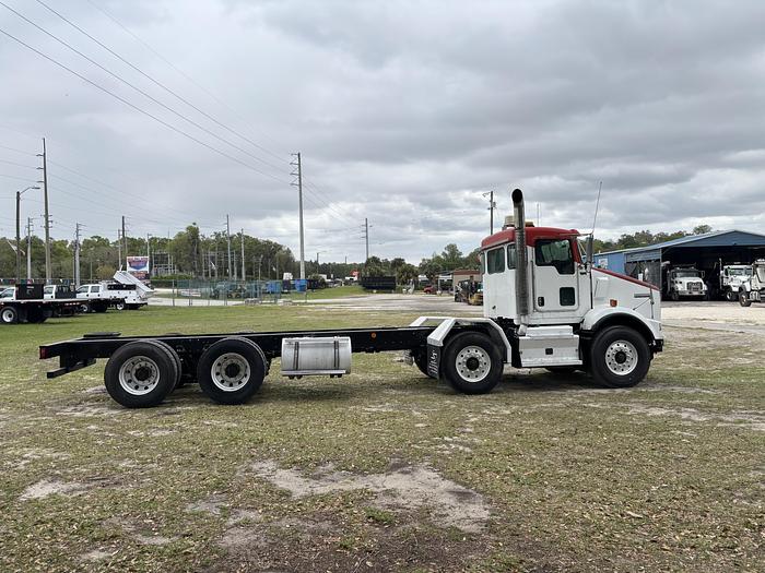 Used 2013 KW T800 Tri-Axle Du