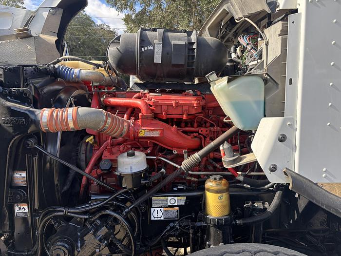 Used 2014 Kenworth T800 Tri-Axle Dump Truck #5621