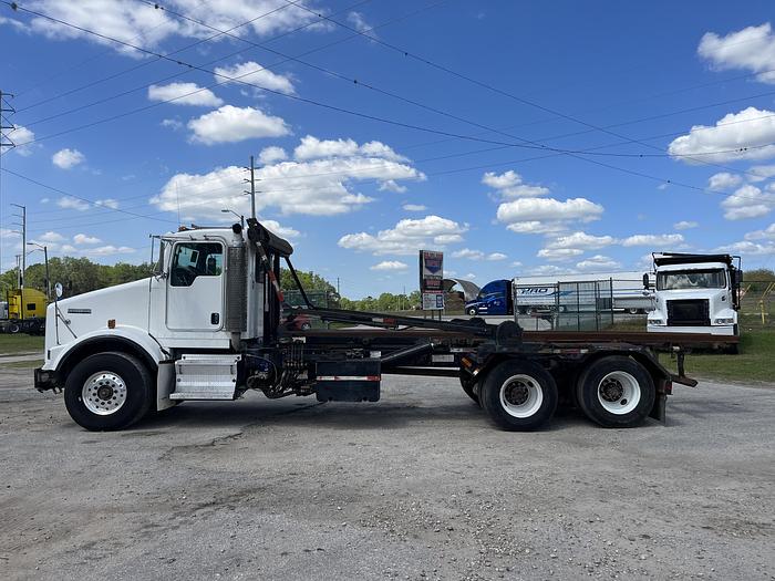 Used 2012 CAT CT660S Tandem-Axle Roll-Off #5615