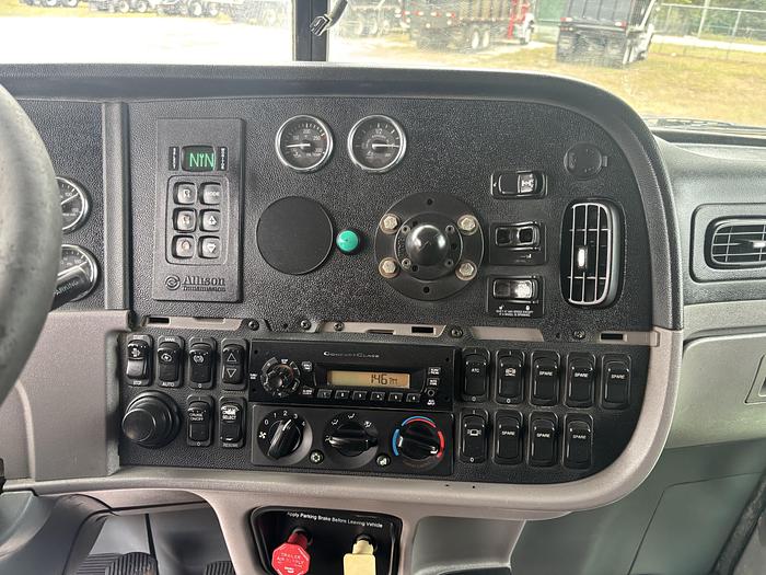 Used 2014 Peterbilt 365 Tri-Axle Dump Truck #5748