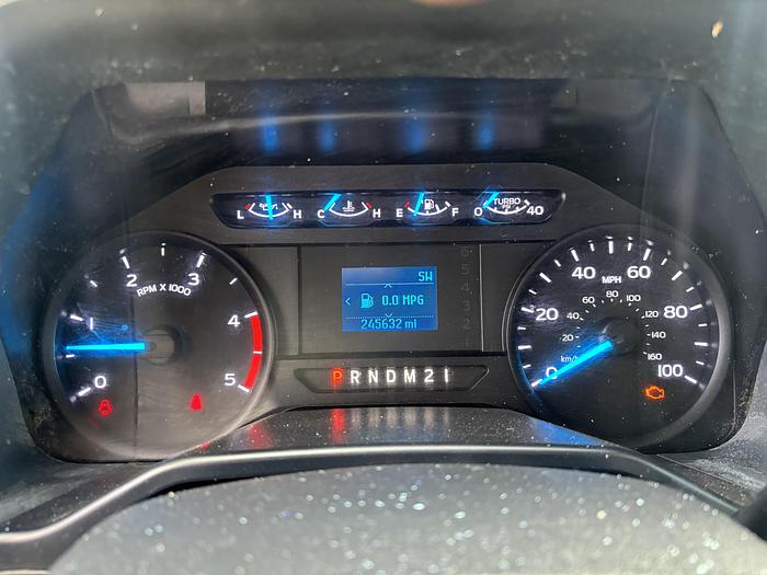 Used 2017 Ford F-550 XL Super-Duty Flatbed Dump