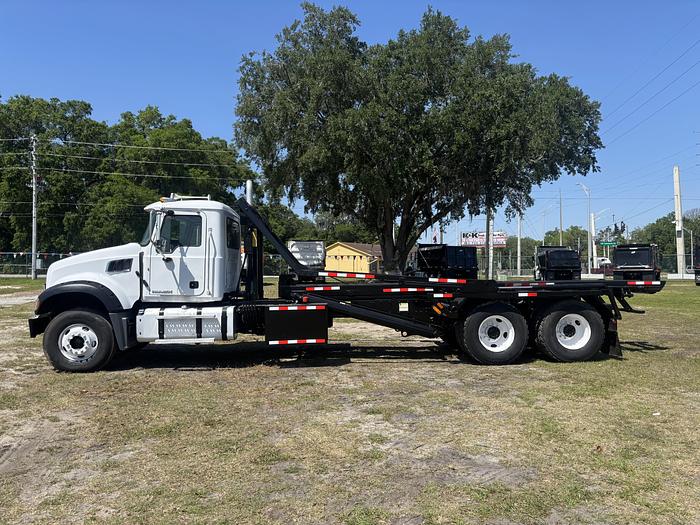 Used 2013 Mack GU713 Tandem-Axle Roll-Off Truck #5767