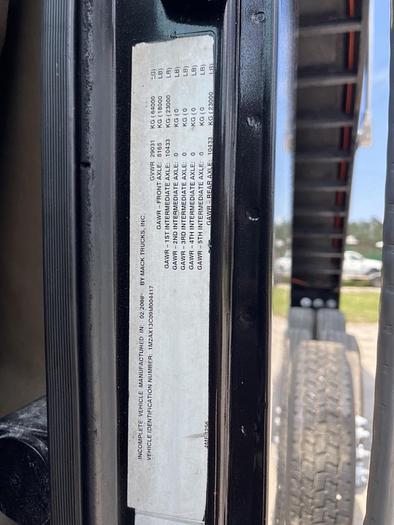 Used 2009 Mack GU813 Tri-Axle Dump Truck #5673