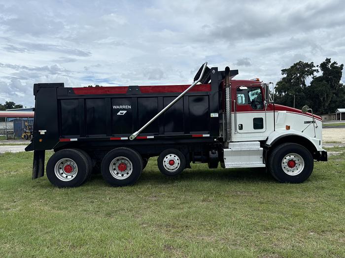 Used 2013 Kenworth T800 Tri-Axle Dump Truck