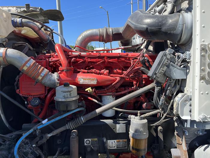 Used 2013 Peterbilt 388 Day Cab Road Tractor #5537