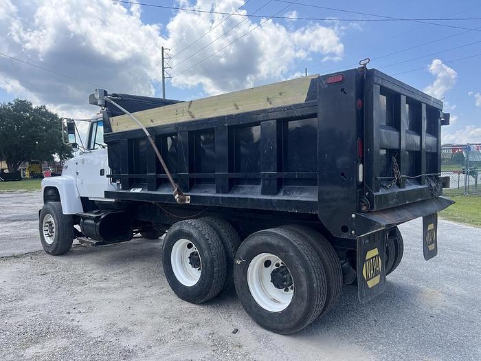 Used 1993 Ford L8000 Tandem-Axle Dump Truck (Consignment)
