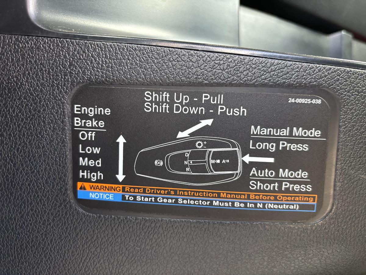 Used 2024 Freightliner Cascadia 126 Day Cab Truck #CONS