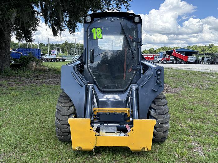 Used 2018 John Deere 324e Skid Steer