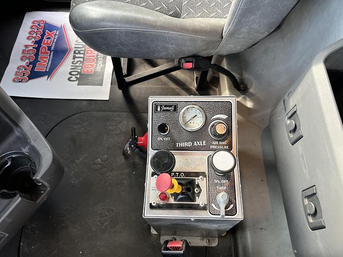 Used 2009 Mack GU813 Tri-Axle Dump Truck #5673