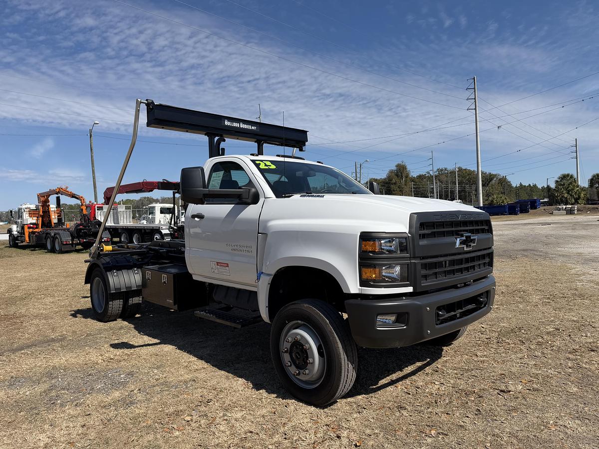 2023 Chevrolet Silverado 5500 Cab & Chassis #5801