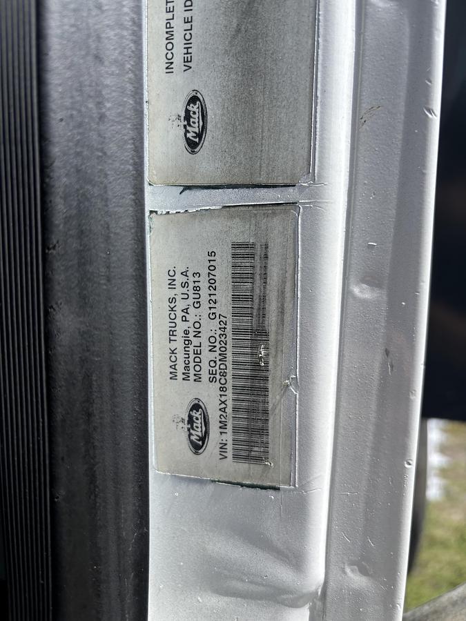 Used 2013 Kenworth T800 Tri-Axle Dump Truck