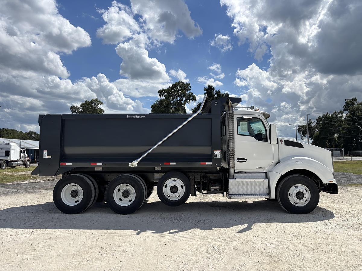 Used 2015 Kenworth T880 Tri-Axle Dump Truck #5782