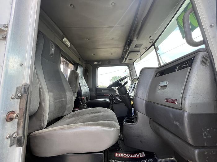 Used 2012 CAT CT660S Tandem-Axle Roll-Off #5615