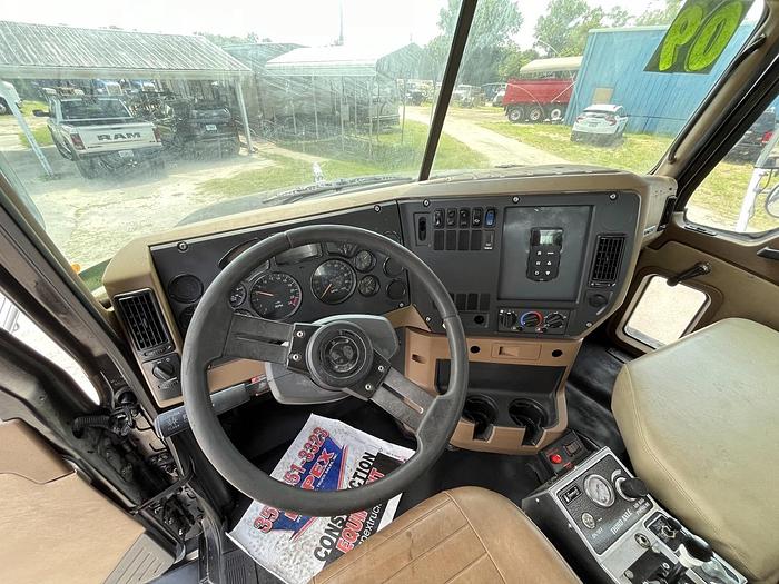 Used 2009 Mack GU813 Tri-Axle Dump Truck #5673