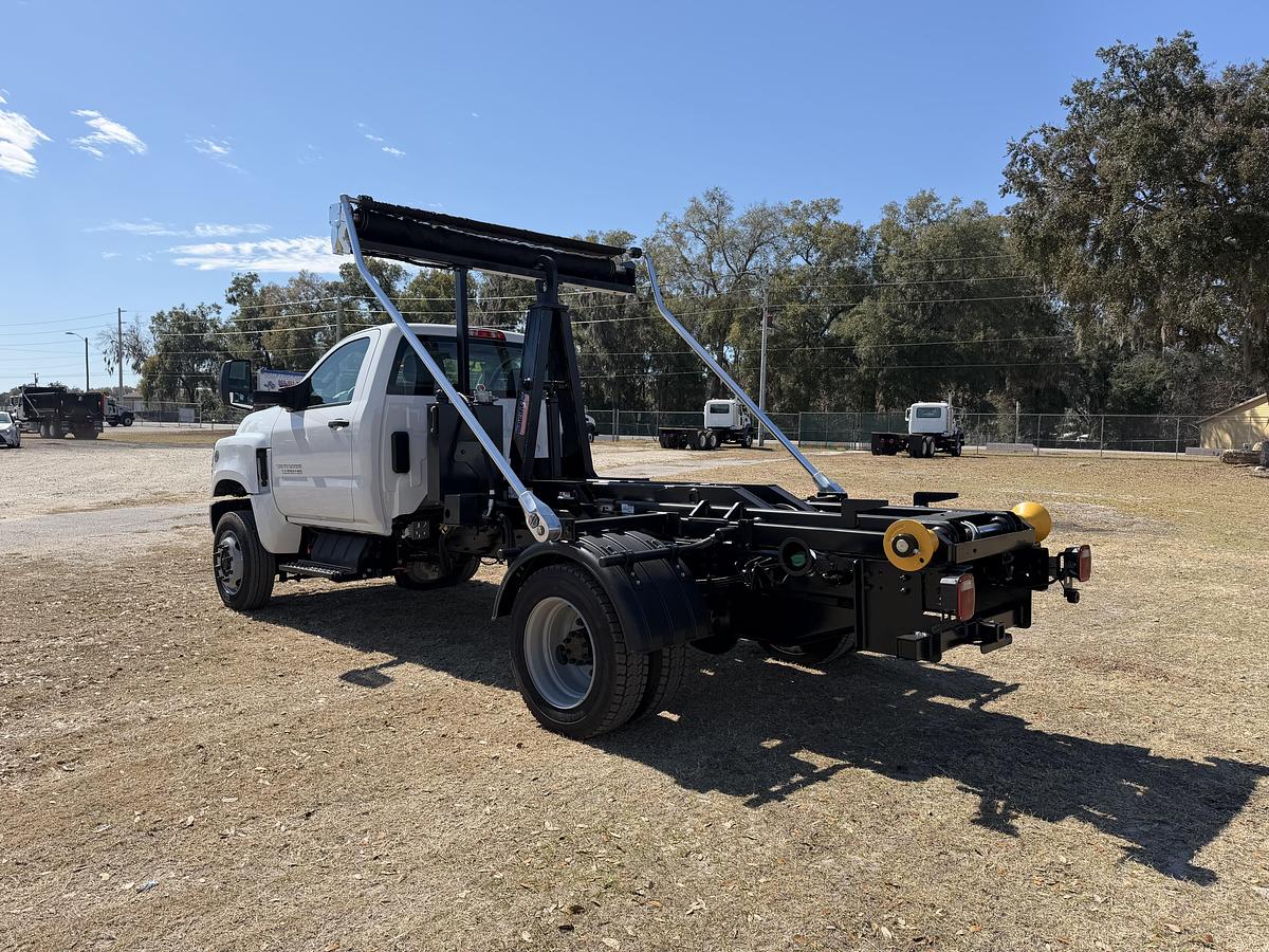 2023 Chevrolet Silverado 5500 Cab & Chassis #5801