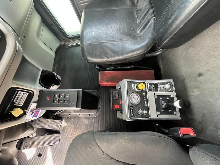 Used 2005 Peterbilt 357 Tri-Axle Dump Truck #5664