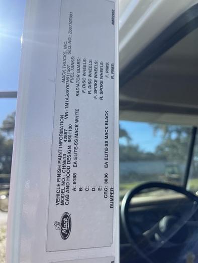 Used 2007 Mack CHN613