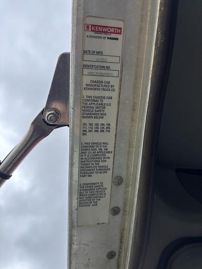 Used 2013 KW T800 Tri-Axle Cab & Chassis