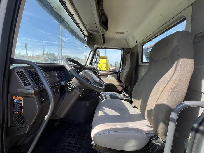 Used 2013 Volvo VHD Tandem-Axle Roll-Off Truck #5561