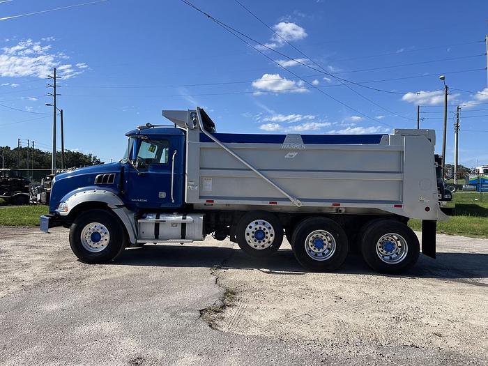 Used 2005 Peterbilt 357 Tri-Axle Dump Truck #5627