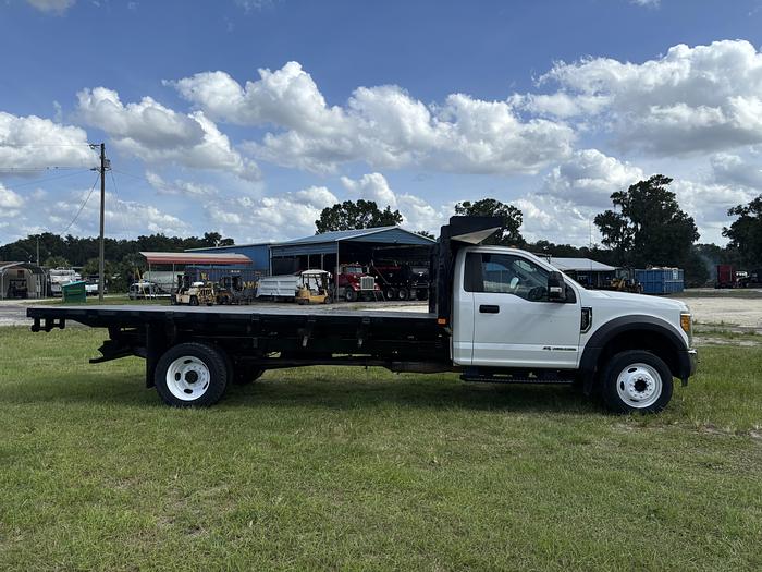 Used 2017 Ford F-550 XL Super-Duty Flatbed Dump