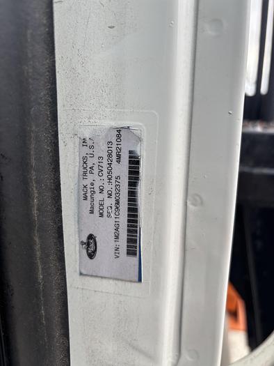 Used 2006 Mack CV713 Grapple Roll-Off Truck #5753