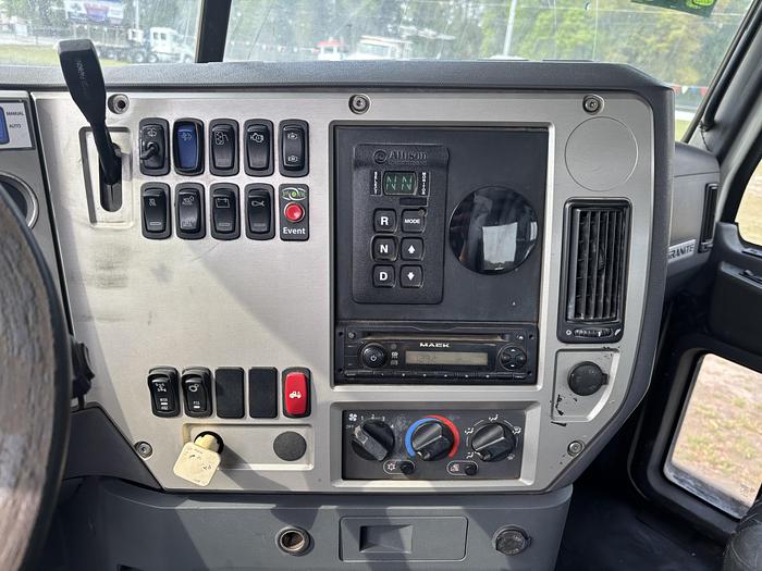 Used 2013 Mack GU713 Tandem-Axle Roll-Off Truck