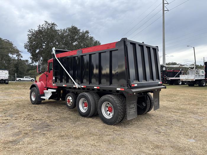 Used 2007 Kenworth W900 Tri-Axle Dump Truck