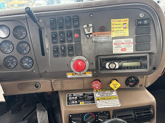 Used 2006 Mack CV713 Grapple Roll-Off Truck #5753