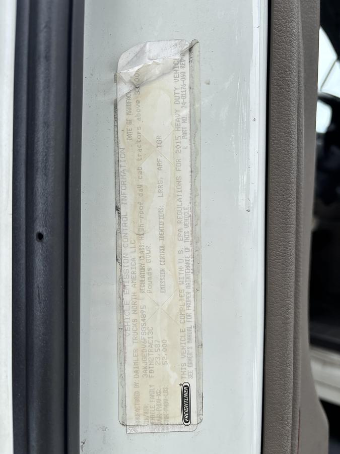 Used 2015 Freightliner Cascadia 125 Day Cab Truck #CONS