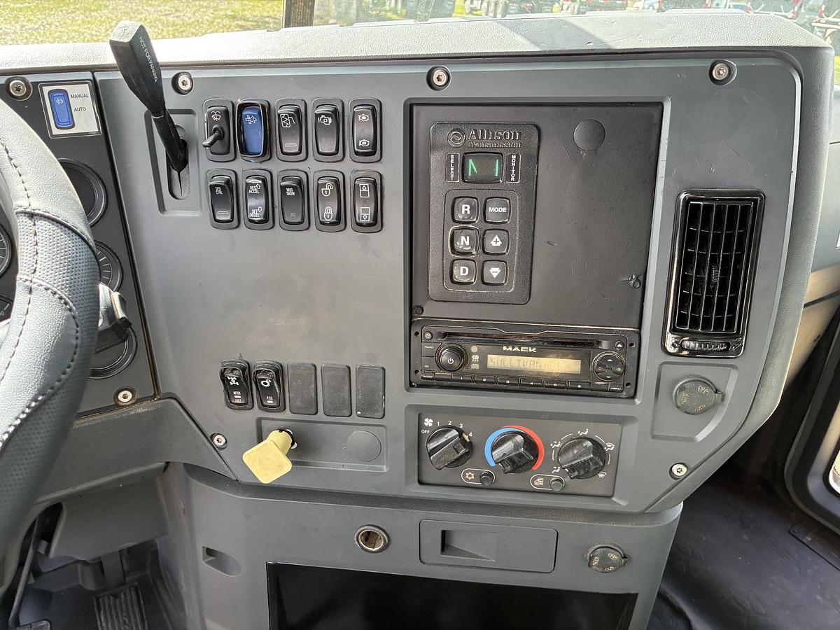 Used 2015 Mack GU813 Tri-Axle Dump Truck #5798