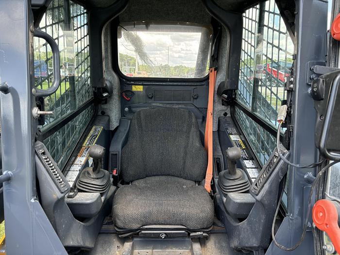 Used 2018 John Deere 324e Skid Steer