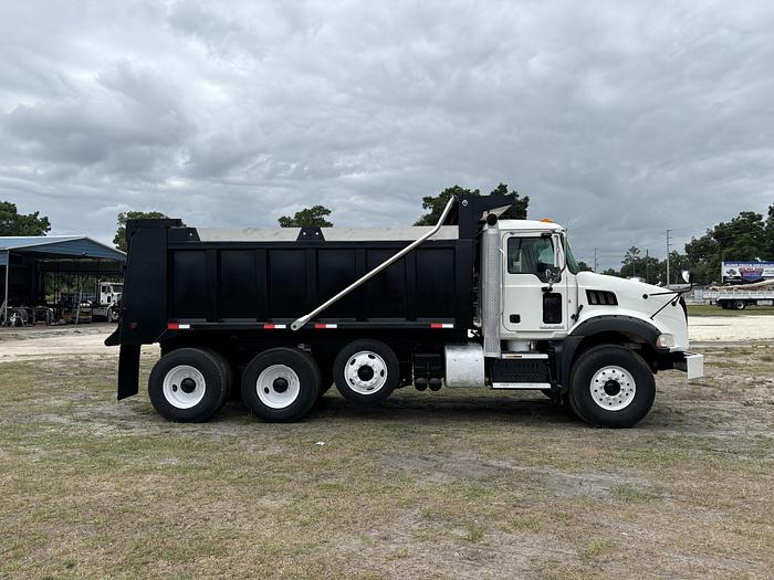 Used 2014 Mack GU813 Tri-Axle Dump Truck