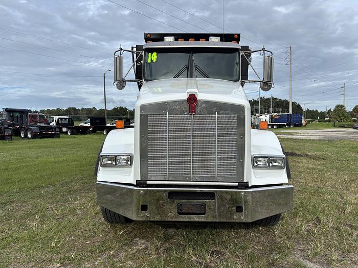 Used 2014 Kenworth T800 Tri-Axle Dump Truck