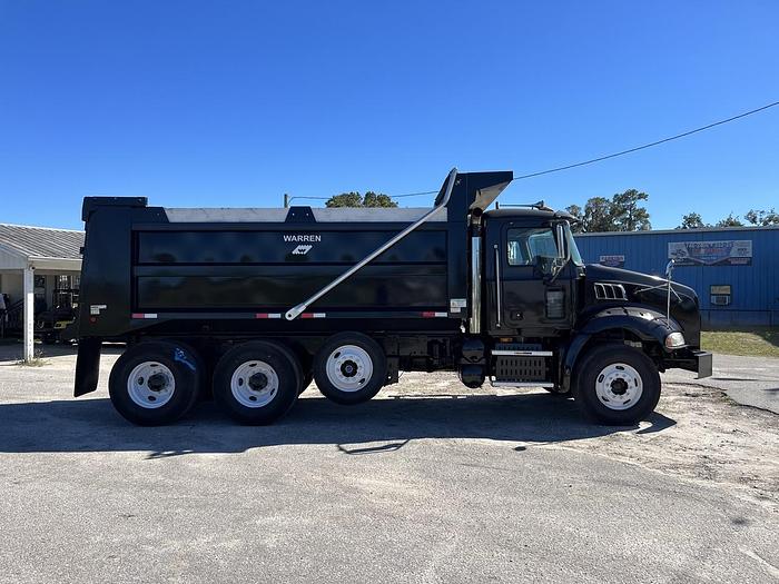 Used 2009 Mack GU813 Tri-Axle Dump Truck #5673