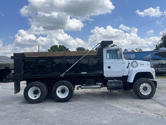 Used 1993 Ford L8000 Tandem-Axle Dump Truck (Consignment)