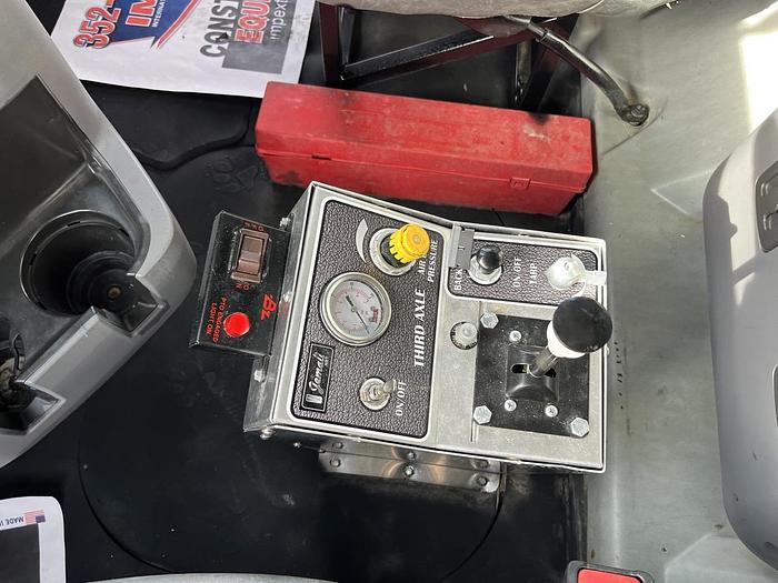 Used 2014 Mack GU813 Tri-Axle Dump Truck