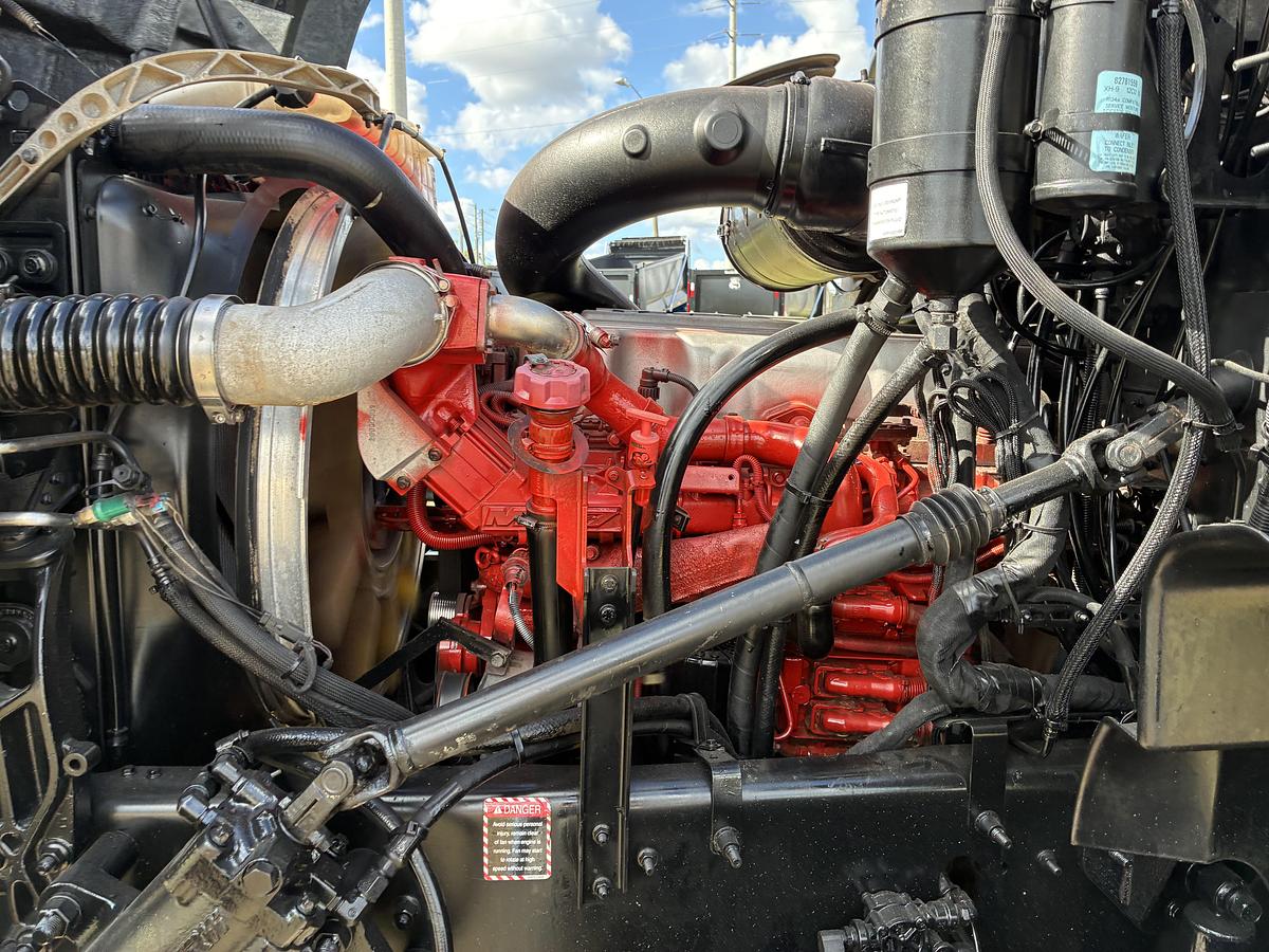 Used 2015 Mack GU813 Tri-Axle Dump Truck #5798