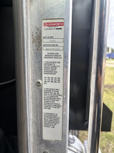 Used 2014 Kenworth T800 Tri-Axle Dump Truck