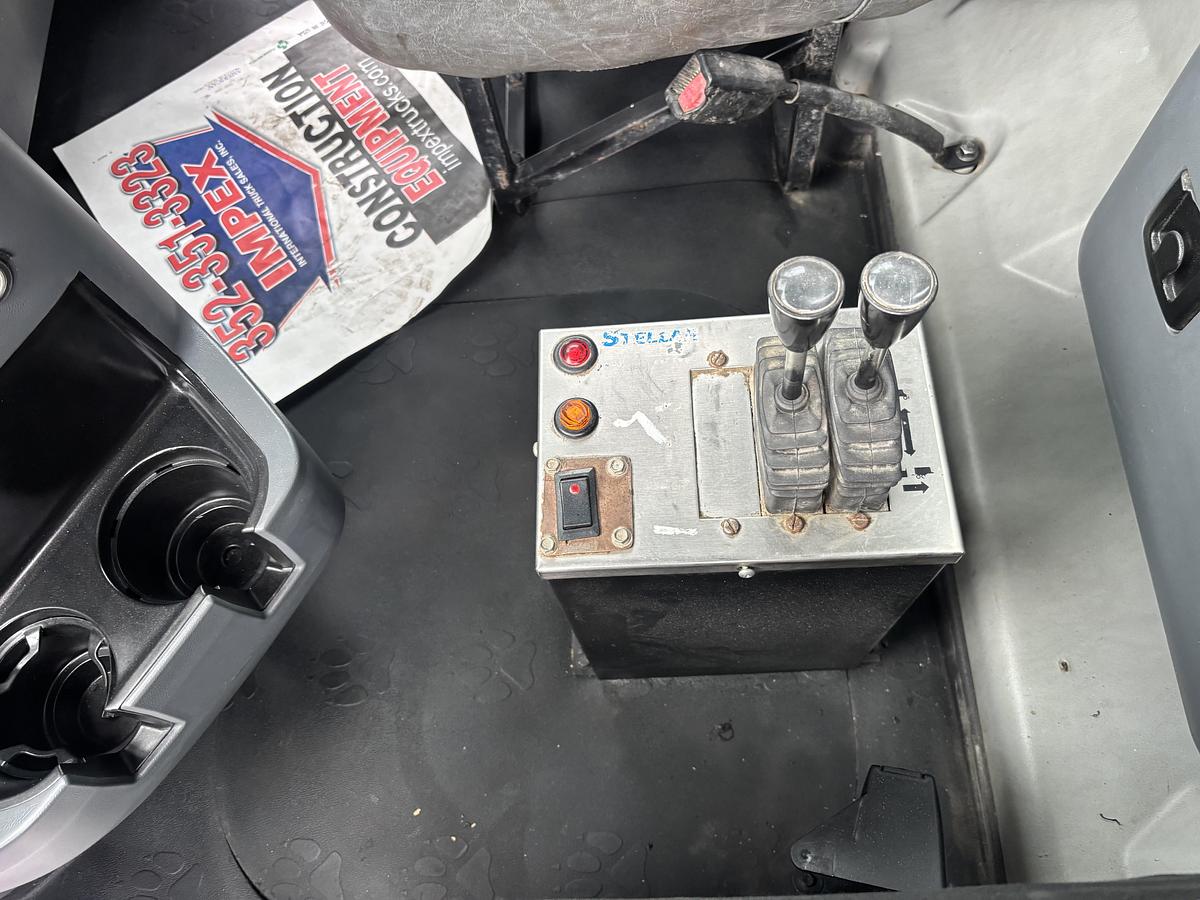 Used 2013 Mack GU713 Tandem-Axle Roll-Off Truck #5765