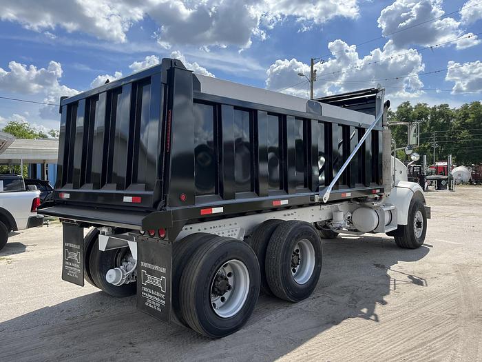 Used 2006 Peterbilt 357 Tandem-Axle Dump Truck #5631