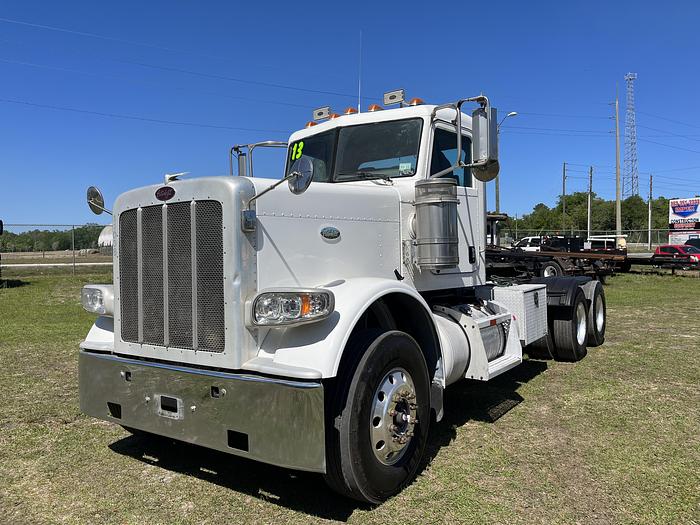 Used 2013 Peterbilt 388 Day Cab Road Tractor #5537