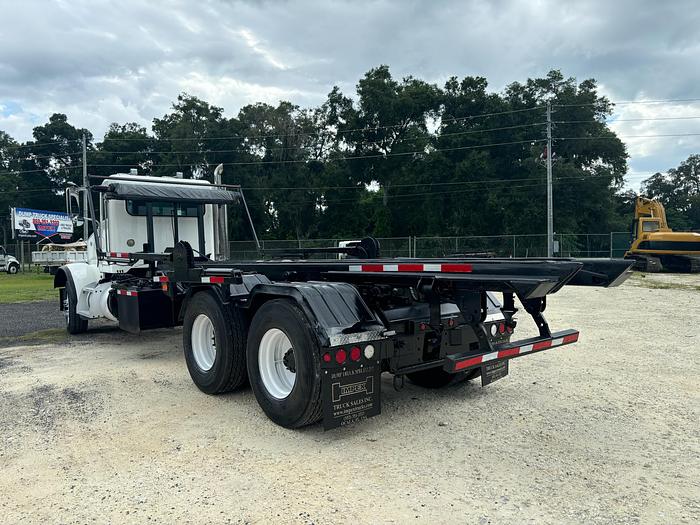 Used 2013 Peterbilt 365 Tandem-Axle Roll-Off Truck