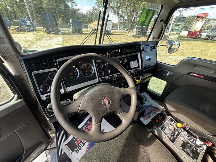 Used 2014 Kenworth T800 Tri-Axle Dump Truck #5621