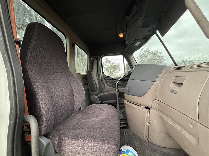 Used 2013 Freightliner Cascadia 125 Day Cab