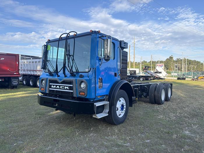 Used 2018 Mack MRU613